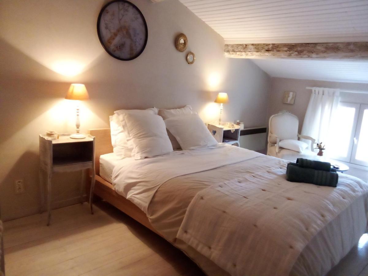 La Maison Perchee Эг-Морт Экстерьер фото