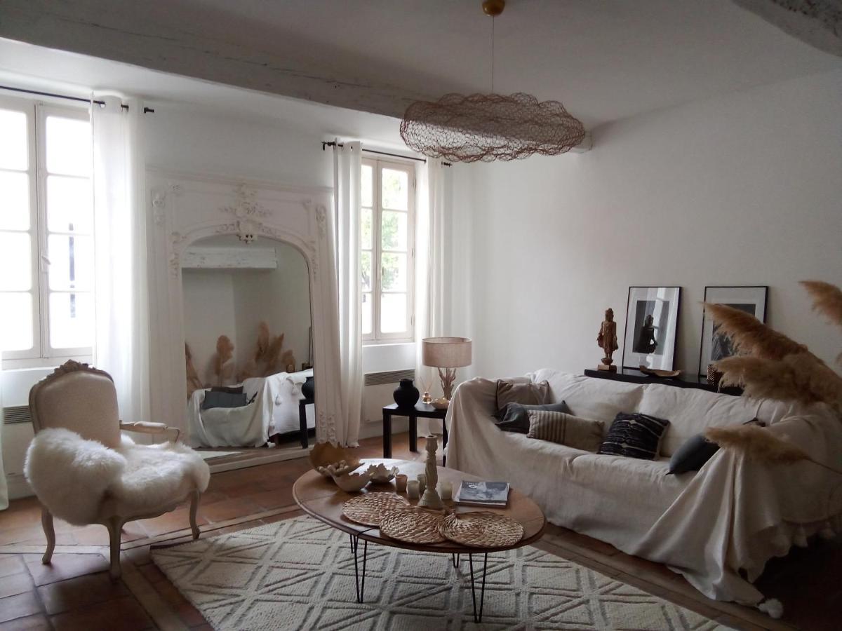 La Maison Perchee Эг-Морт Экстерьер фото